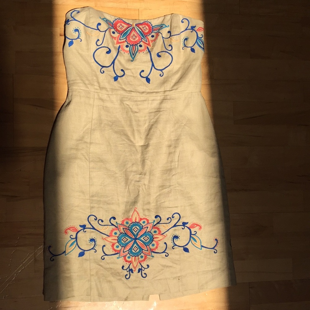 Banana Republic embroidered linen strapless dress